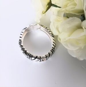 Montana Silversmith Electroplate Silvertone Hinged Bracelet